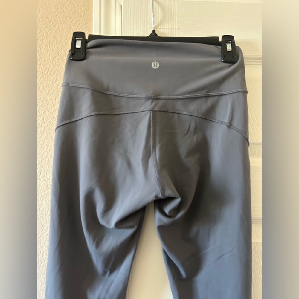 Lululemon In Movement Tight 25” Everlux - Picture 5 of 7